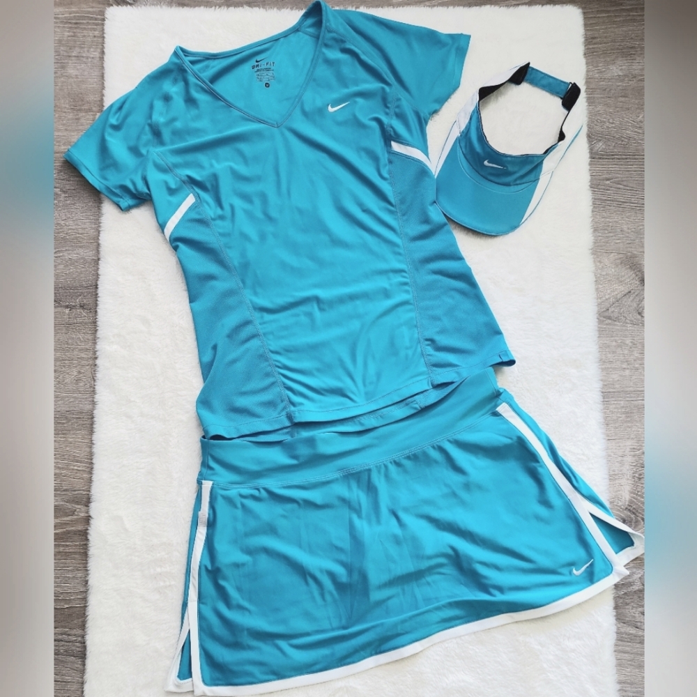 Nike DRI-FIT Athletic Skirt and Top Set